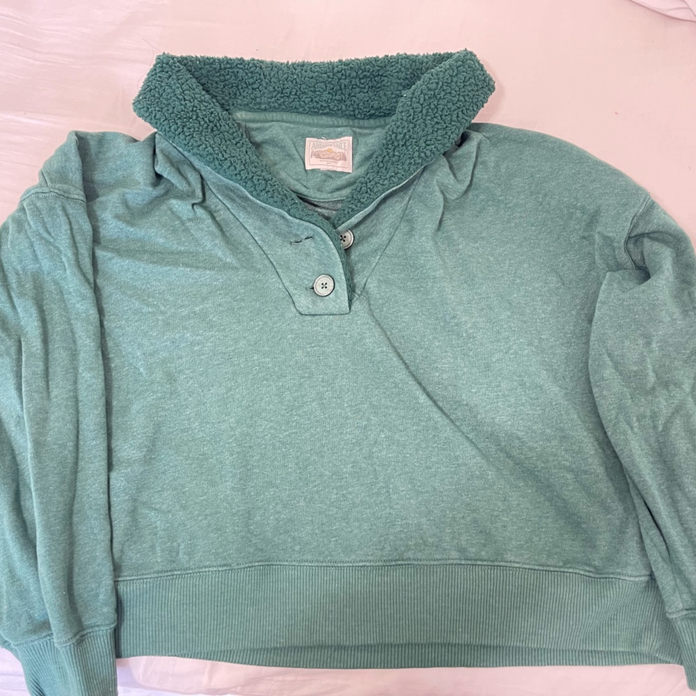 cropped american eagle sweater